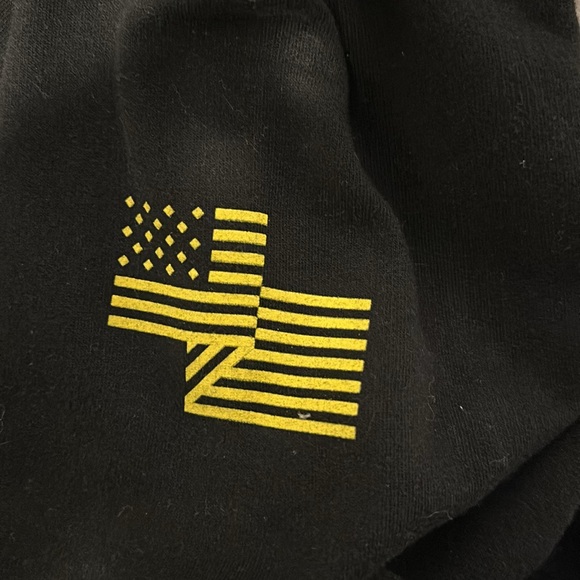 New Black & Yellow/Gold Crypto hoodie. - Picture 4 of 4